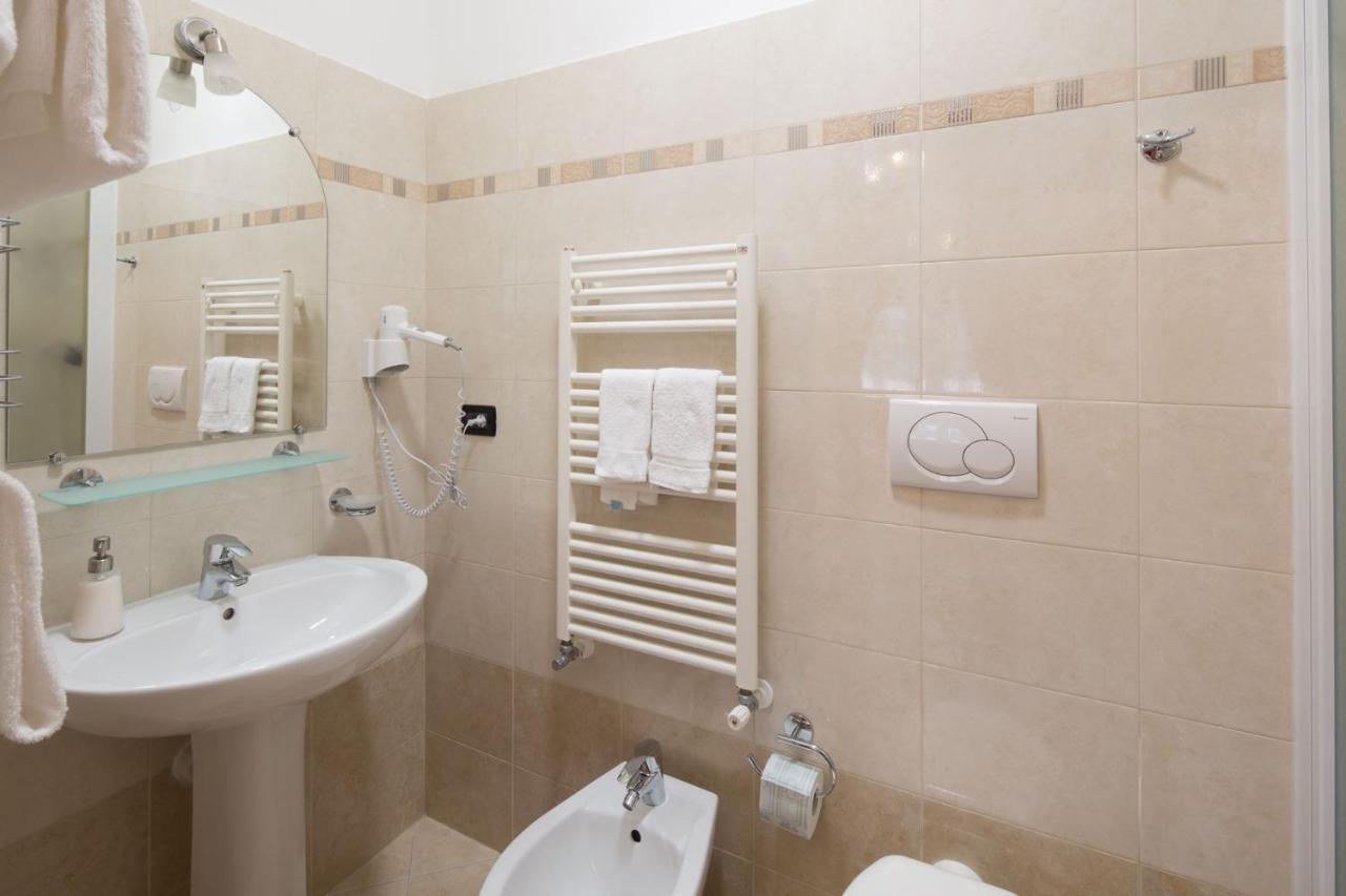Locanda Villa Moderna Генуя Екстер'єр фото